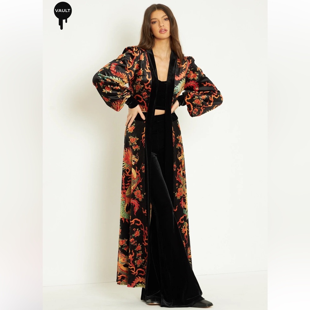 BlackMilk Dragon Rising Velvet Maxi Jacket - Picture 3 of 5